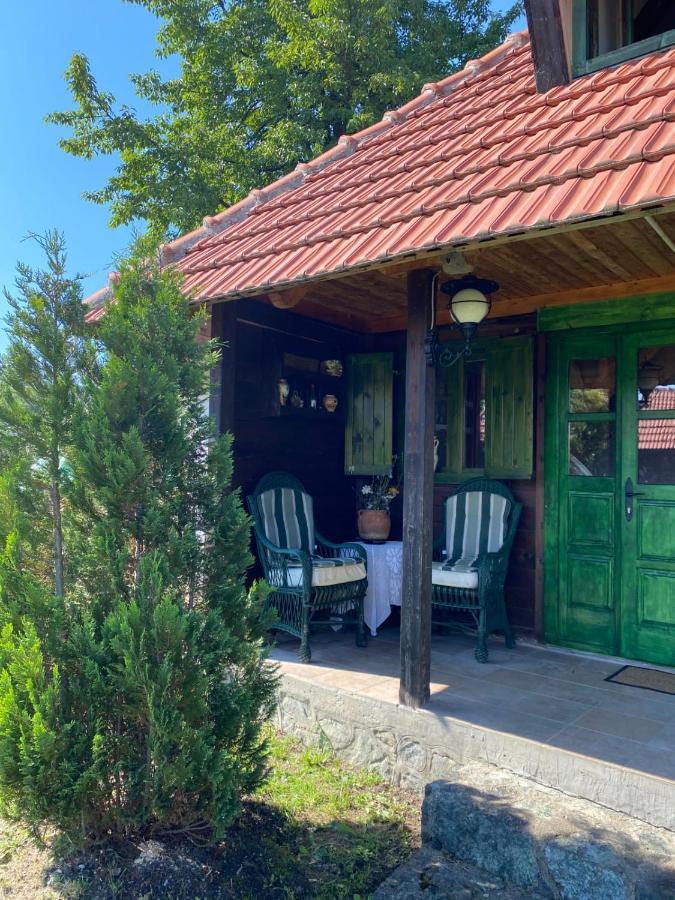 Camp Viljamovka Διαμέρισμα Kremna Εξωτερικό φωτογραφία